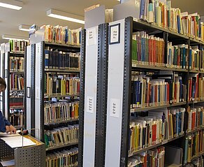 Bücherei und Bibliothek